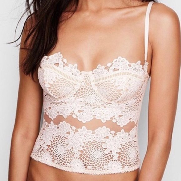 Victoria’s Secret Dream Angels Crochet Lace Corset / Bustier - Picture 1 of 9